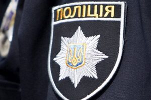 У Львові патрульні затримали чоловіка, який показував поліцейським непристойні жести (відео)