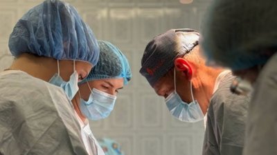 У Львові лікарі видалили жінці кісту яєчника вагою майже 19 кг