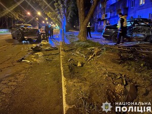 Двоє 23-річних водіїв вчинили потужну ДТП у Львові (ВІДЕО, ФОТО)