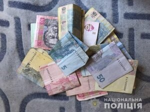 На Закарпатті чоловіка затримали, під час крадіжки з магазину