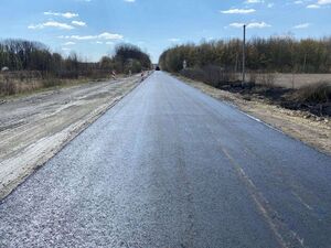 На Львівщині ремонтують дорогу державного значення (фото)