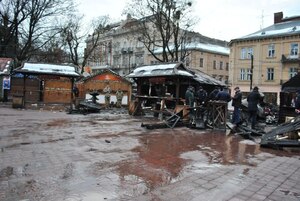 У Львові розпочалася перевірка "Різдвяного ярмарку" у центрі міста, щодо стану протипожежної безпеки