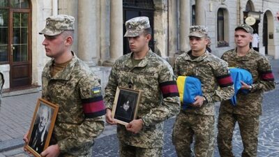 У Львові поховали прах одного з останніх командирів УПА Євгена Штендери (ФОТО)