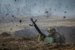 На Сході окупанти обстріляли українських бійців з мінометів та гранатометів