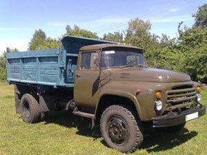 На Львівщині зловмисник з’їхав у кювет, залишив там машину, а сам втік