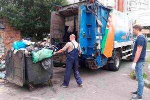 У Львові сміття перед вивезенням у інші міста будуть зважувати на трьох станціях