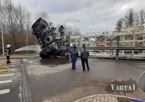 Рятувальники повідомили подробиці масштабної автопригоди на трасі «Львів–Івано-Франківськ» (ФОТО, ВІДЕО)