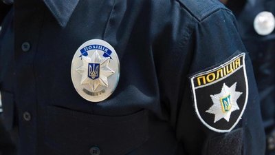 На Кіровоградщині чоловік відкрив вогонь по поліцейських