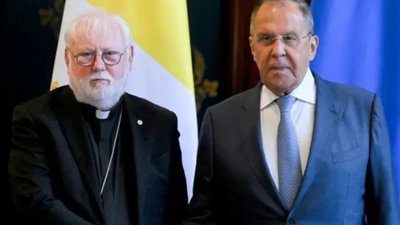 Головний дипломат Ватикану провів сьогодні у Москві переговори з Лавровим про війну в Україні