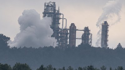ЗСУ уразили НПЗ та нафтовий термінал противника