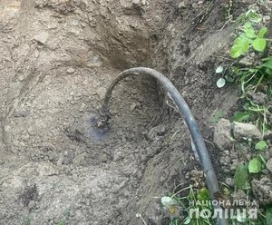 Поліція Львівщини викрила злочинців, які крали пальне з нафтопроводу (Фото)