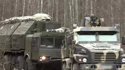 У Білорусі зафіксували активне розгортання військової бази з можливими ракетними комплексами Орєшнік (ФОТО)