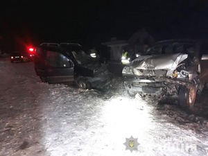 Поліція розшукує водія, який скоїв ДТП і втік (ФОТО)