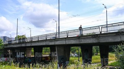 У середу розпочнуть ремонт частини моста на вул. Сяйво