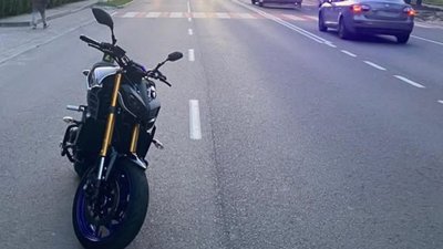 У Новояворівську сталася ДТП: мотоциклістка в реанімації