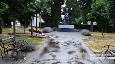 На Львівщині зловмисник з ножем напав на чоловіка