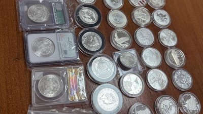 Львівська митниця виявила у посилці зі США колекційні монети на 100 тис грн