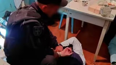 На Волині чоловік організував наркоторгівлю в себе вдома