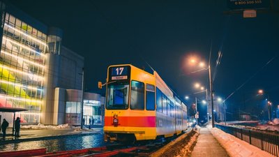 До Львова доставили ще два трамваї зі Швейцарії