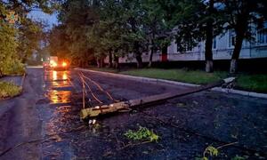 У Кропивницькому ліквідовують наслідки потужного урагану