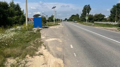 Біг до батька на зупинку і потрапив під авто: на Рівненщині у ДТП  постраждав 6-річний хлопчик (ФОТО)