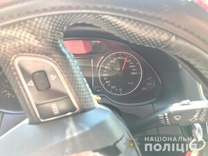 На Київщині водійка на шаленій швидкості протаранила авто: двоє загиблих (фото)