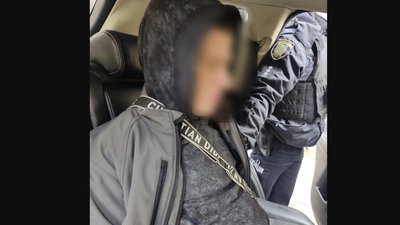 В центрі Львова 26-річний чоловік напав на перехожого з ножем