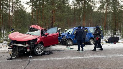 В автотрощі на Волині загинула водійка, ще двоє осіб потрапили у реанімацію (ФОТО/ВІДЕО)