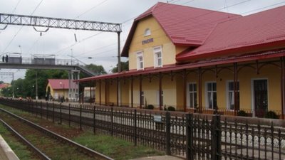 Увага! Зміни у розкладі руху приміських поїздів з 5 по 26 травня на Львівщині