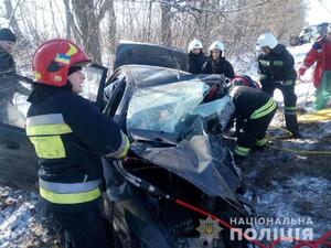 Троє осіб загинуло, п’ятирічна дівчинка в лікарні: моторошна ДТП на Рівненщині (фото)