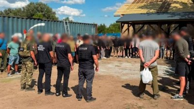 На Одещині 83 військових будували дім для командира частини