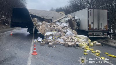 У ДТП на Львівщині загинув водій вантажівки