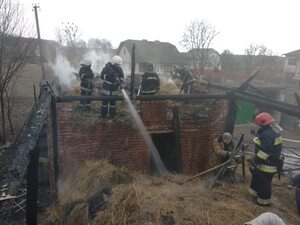 Вогнеборці ліквідували пожежу в господарській будівлі на Львівщині