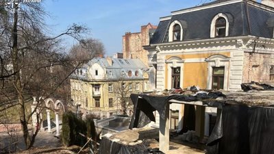 У Львові суд зобов’язав знести масштабний самобуд біля Стрийського парку