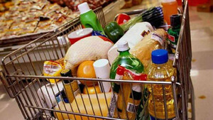 На скільки в Україні здорожчали продукти: ціни в березні 2024 року на м'ясні продукти 