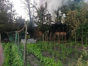 На Львівщині у пожежі в дачному будинку знайшли тіло людини (фото)