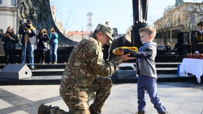 У Львові родини померлих учасників бойових дій можуть отримати виплату