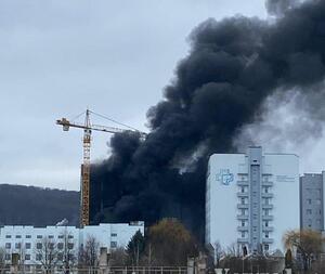 Біля Винниківського госпіталю сталася пожежа (ФОТО)