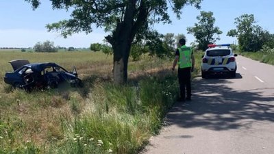 На Одещині водій скоїв ДТП, у якій загинули його дружина та двоє дітей