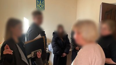 На Львівщині підозру отримали голова міськради, керівник відділу та постачальник