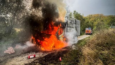 На Львівщині під час руху загорівся автомобіль