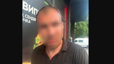 У Львові чоловік побив та пограбував 54-річну жінку