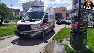 На Сихові сталася аварія: водій помер у кареті швидкої (фото, відео)