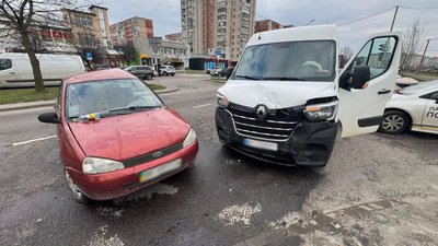 У Львові в ДТП постраждала трирічна дитина
