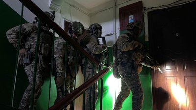 Понад 200 обшуків: Нацполіція проводить масштабну спецоперацію (ФОТО)