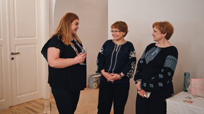 У Львові до Дня вишиванки провели фотопроєкт для дружин зниклих безвісти військових