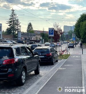 Поліція розшукує водія, який збив велосипедиста у Львові та втік з місця події (ФОТО)