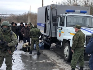 Бойовики "ЛНР" віддали Україні 33 засуджених, — Денісова (фото)