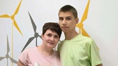 У Львові мама стала донором нирки для 15-річного сина
