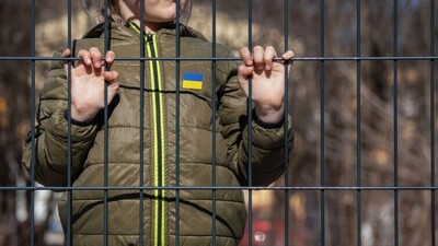 Дітей на окупованих територій змушують писати окупантам «листи вдячності» за подарунки, - Спротив